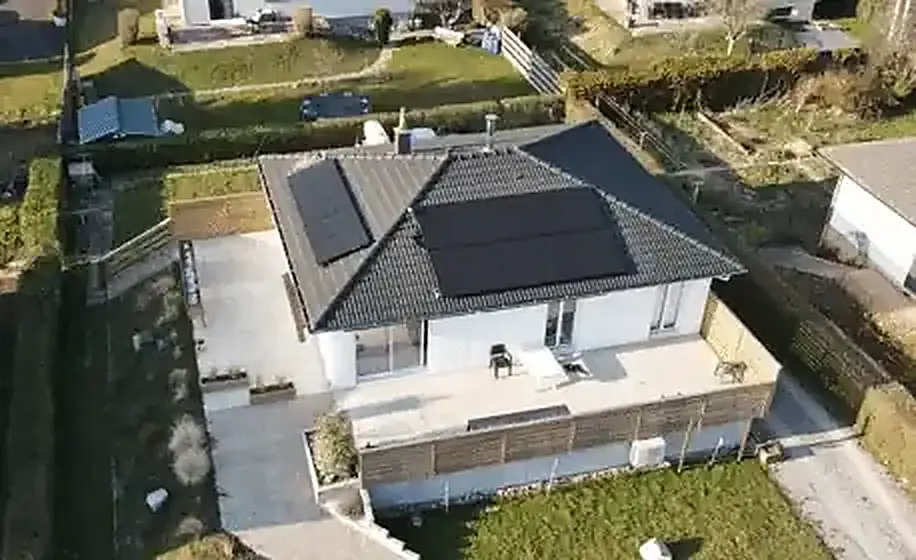 Chantier photovoltaïque Évry-Courcouronnes (91) — 6 kWc sur Bac acier